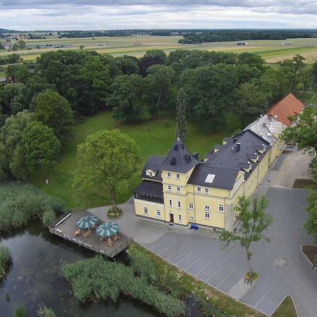 Palac Lucja Bb Zakrzów Extérieur photo