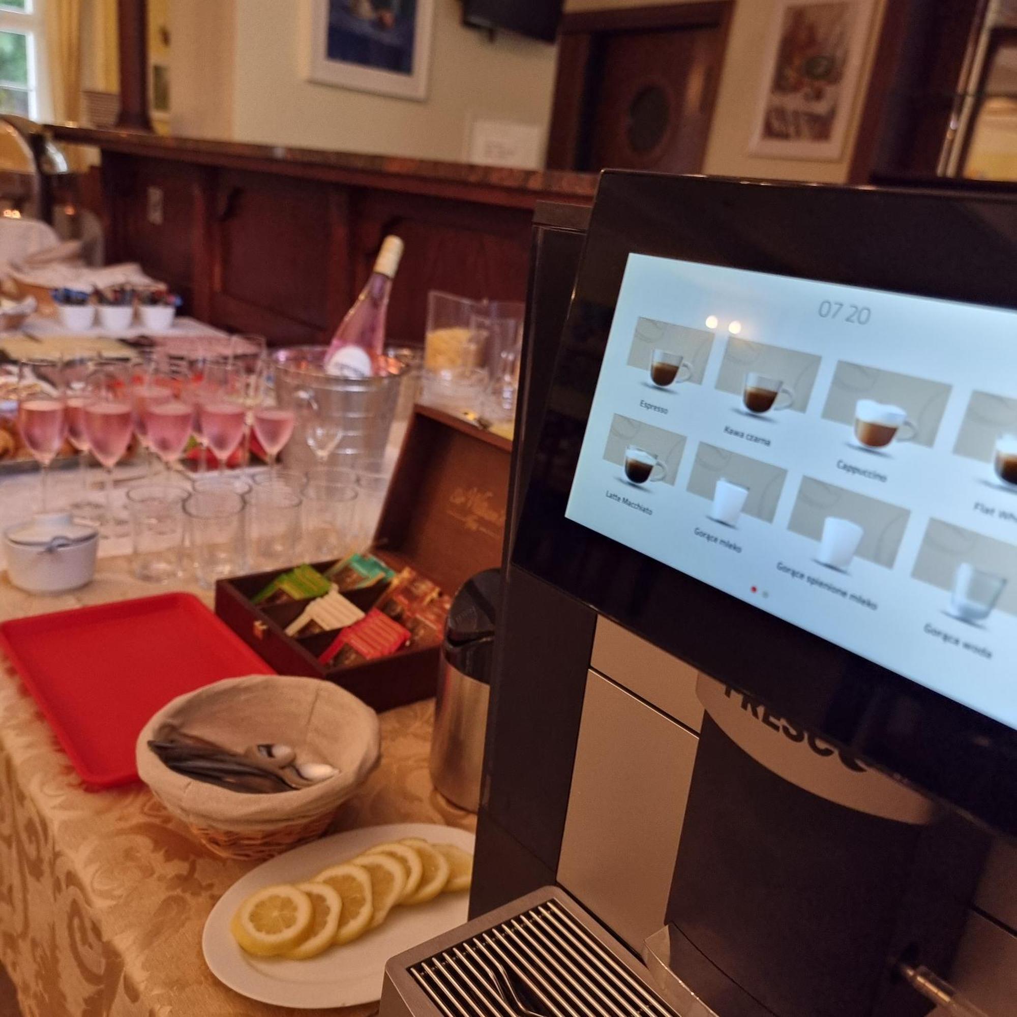 Palac Lucja Bb Zakrzów Extérieur photo